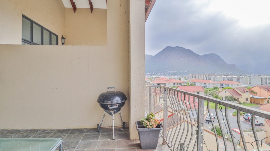 1 Bedroom Property for Sale in Muizenberg Western Cape